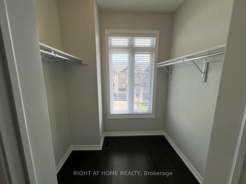 Photo 19 at 26 Sunset Terrace, Vellore Village, Vaughan