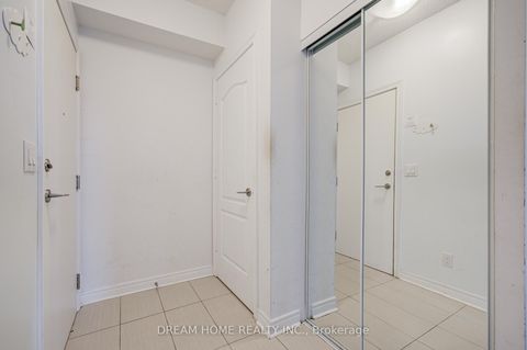 Photo 8 at 721 - 2756 Old Leslie Street, Bayview Village, Toronto
