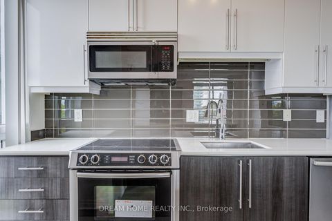 Photo 16 at 721 - 2756 Old Leslie Street, Bayview Village, Toronto