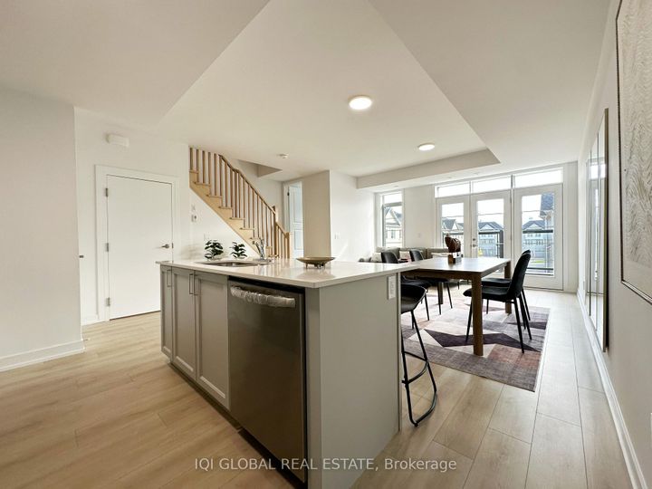 Photo 2 at 109 - 1655 Palmers Sawmill Road, Duffin Heights, Pickering