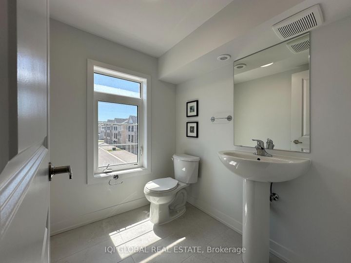 Photo 7 at 109 - 1655 Palmers Sawmill Road, Duffin Heights, Pickering