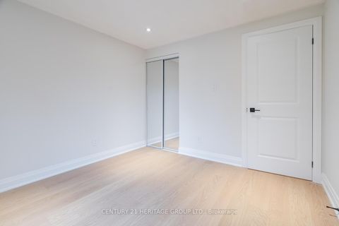 Photo 32 at 23 Merrylyn Drive, North Richvale, Richmond Hill