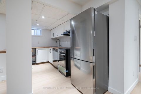 Photo 39 at 23 Merrylyn Drive, North Richvale, Richmond Hill