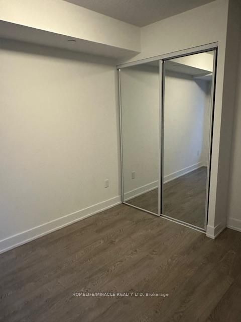 Photo 3 at 315 - 9 Mabelle Avenue, City Centre West, Toronto