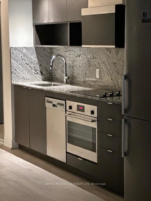 Photo 5 at 315 - 9 Mabelle Avenue, City Centre West, Toronto