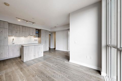 Photo 11 at 5005 - 1 Yorkville Avenue, Annex, Toronto Photo 11 at 5005 - 1 Yorkville Avenue, Annex, Toronto