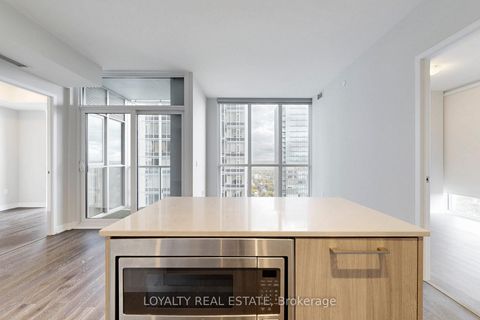 Photo 19 at 5005 - 1 Yorkville Avenue, Annex, Toronto