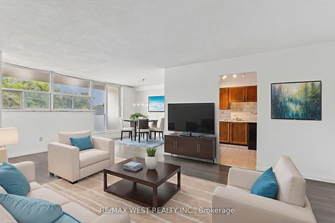 Photo 1 at 404 - 2130 Weston Road, Weston, Toronto