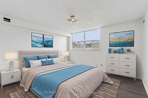 Photo 3 at 404 - 2130 Weston Road, Weston, Toronto