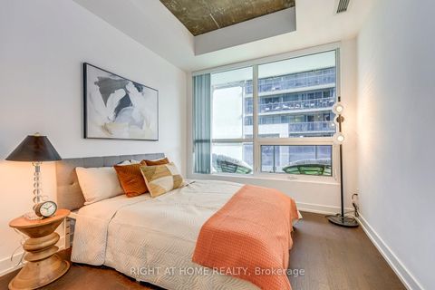 Photo 10 at 748 - 1030 King Street W, Niagara, Toronto