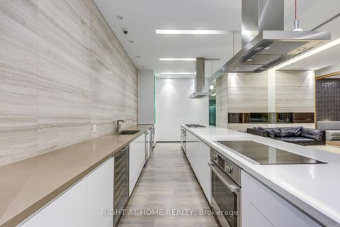 Photo 27 at 748 - 1030 King Street W, Niagara, Toronto