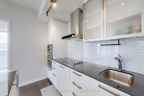 Photo 17 at 5903 - 14 York Street, Waterfront Communities C1, Toronto