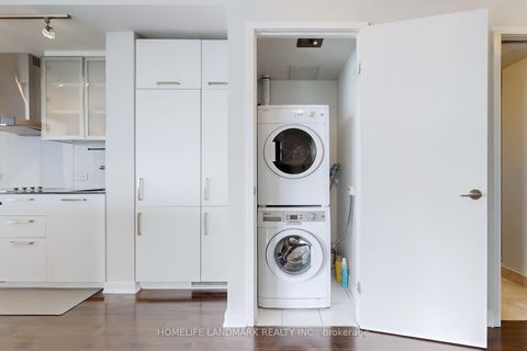 Photo 25 at 5903 - 14 York Street, Waterfront Communities C1, Toronto