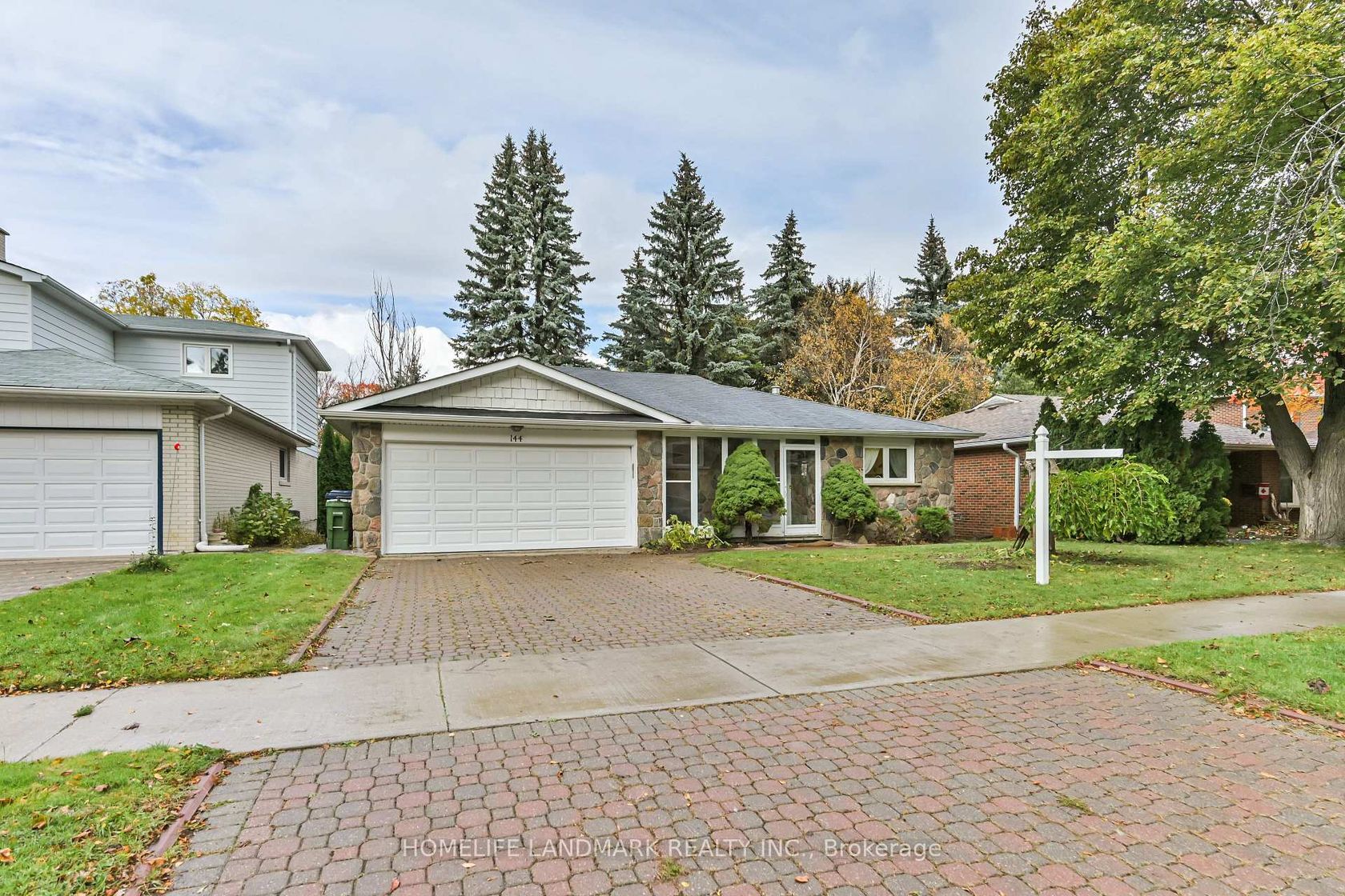 144 Clansman Boulevard, Hillcrest Village, Toronto  by Loree Meneguzzi Real Estate 144 Clansman Boulevard, Hillcrest Village, Toronto