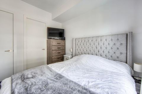 Photo 15 at 1410 - 609 Avenue Road, St. Clair, Toronto