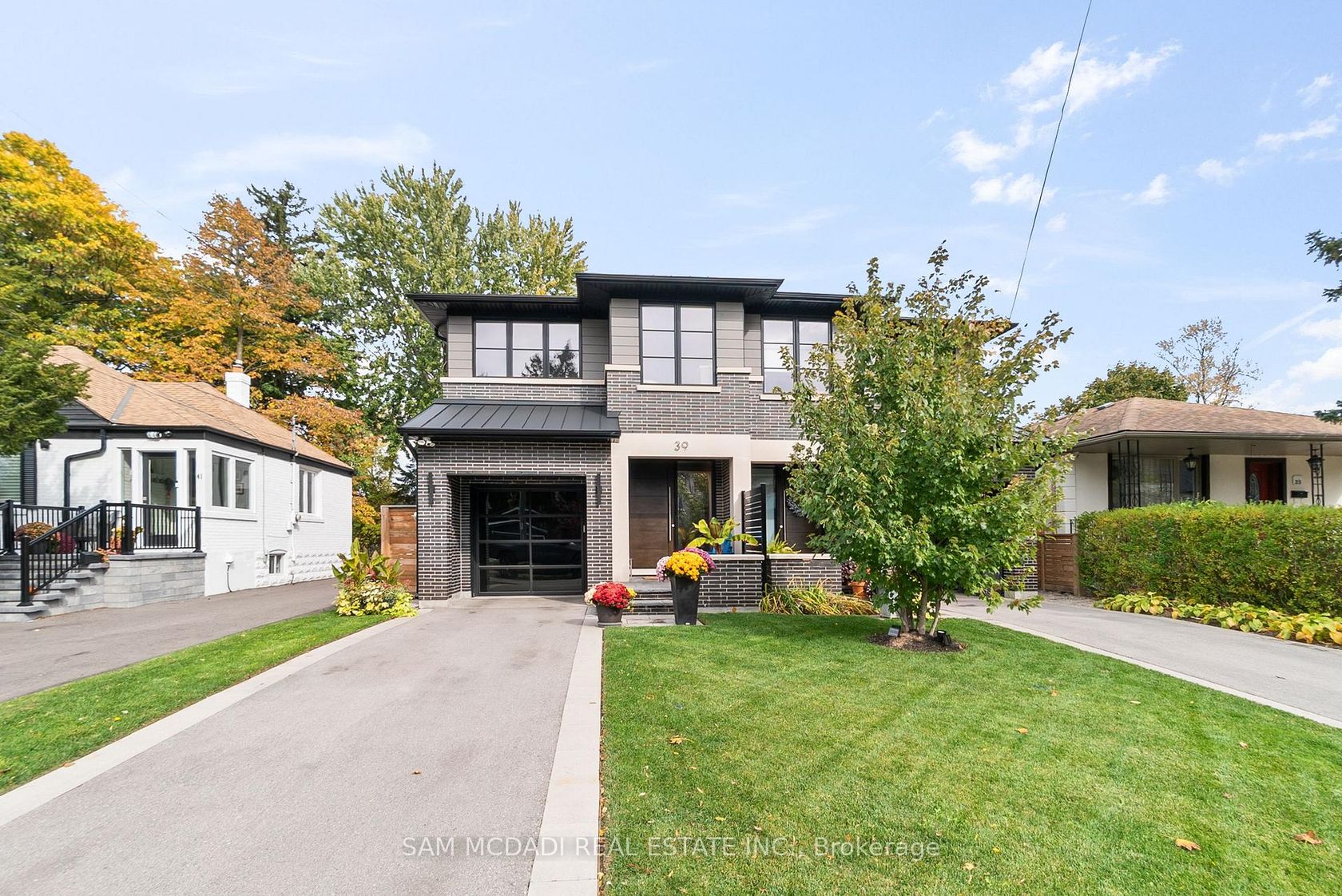 39 Oakwood Avenue N, Port Credit, Mississauga 
