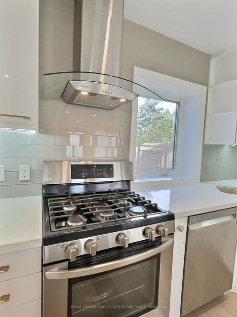 Photo 12 at 21 Christina Crescent, Maryvale, Toronto