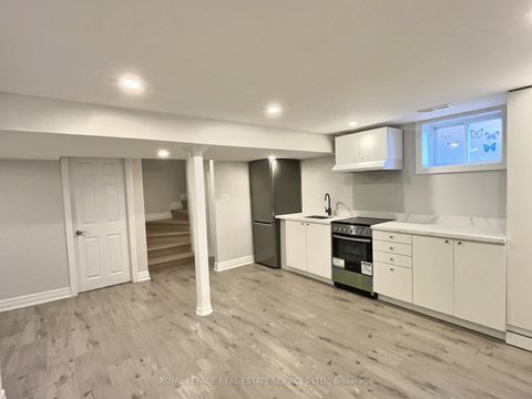 Photo 21 at 21 Christina Crescent, Maryvale, Toronto