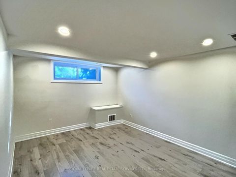 Photo 24 at 21 Christina Crescent, Maryvale, Toronto