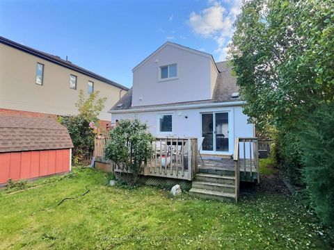 Photo 32 at 21 Christina Crescent, Maryvale, Toronto