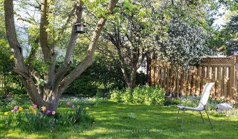 Photo 35 at 21 Christina Crescent, Maryvale, Toronto