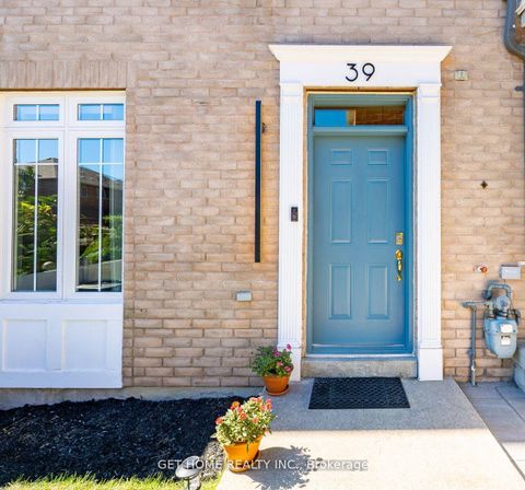 Photo 1 at 39 Schooner Lane, Rouge E10, Toronto