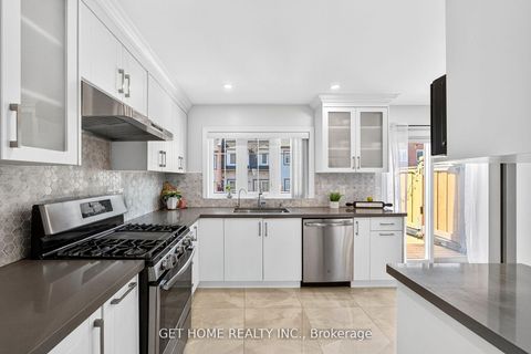 Photo 23 at 39 Schooner Lane, Rouge E10, Toronto