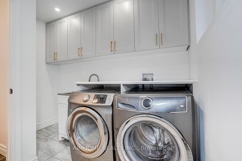 Photo 24 at 14 Sandalwood Place, Don Mills, Toronto