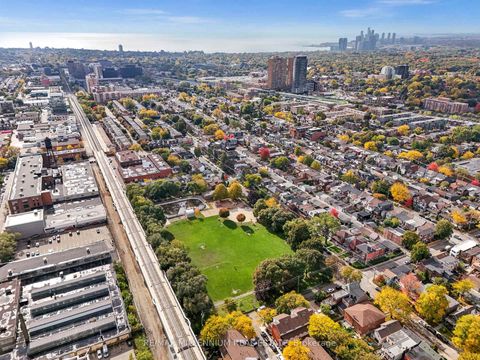 Photo 5 at 908 - 1410 Dupont Street, Junction, Toronto