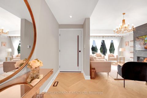 Photo 4 at 125 Elmcrest Road, West Deane, Toronto