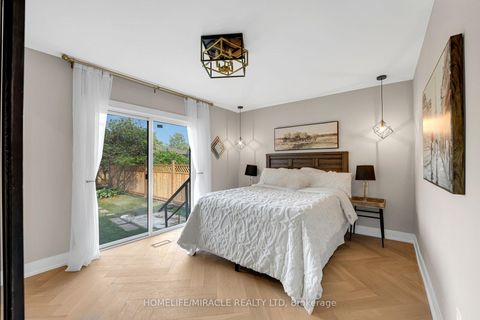 Photo 14 at 125 Elmcrest Road, West Deane, Toronto