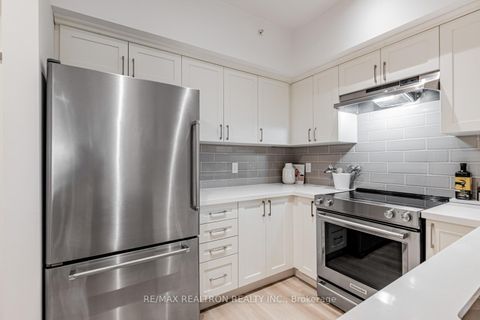 Photo 15 at 116 - 302 Essa Road, Ardagh, Barrie