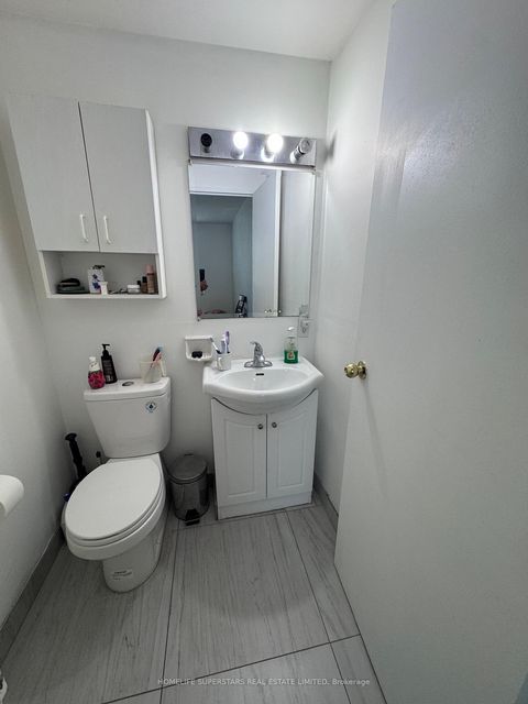 Photo 6 at 202 - 1445 Wilson Avenue, CFB, Toronto