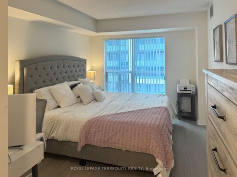 Photo 3 at 812 - 185 Oneida Crescent, Langstaff, Richmond Hill