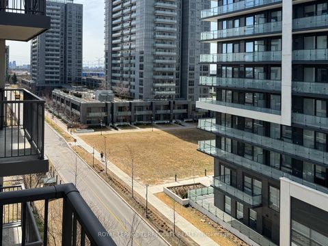 Photo 12 at 812 - 185 Oneida Crescent, Langstaff, Richmond Hill