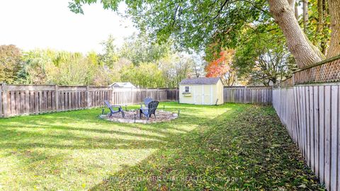 Photo 5 at 75 Elizabeth Street W, Ardagh, Barrie