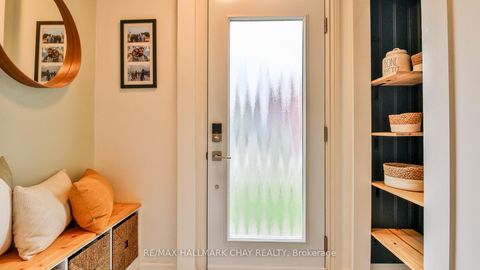 Photo 6 at 75 Elizabeth Street W, Ardagh, Barrie