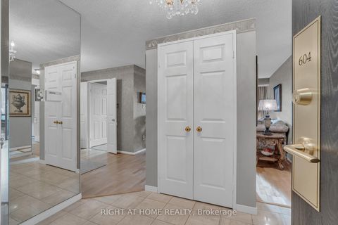 Photo 5 at 604 - 195 St Patrick Street, Chinatown, Toronto