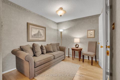 Photo 10 at 604 - 195 St Patrick Street, Chinatown, Toronto