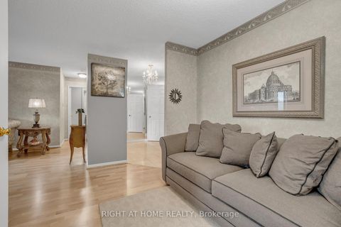 Photo 12 at 604 - 195 St Patrick Street, Chinatown, Toronto