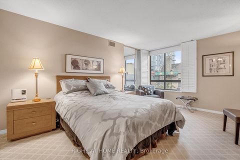 Photo 24 at 604 - 195 St Patrick Street, Chinatown, Toronto