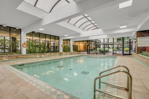 Photo 33 at 604 - 195 St Patrick Street, Chinatown, Toronto