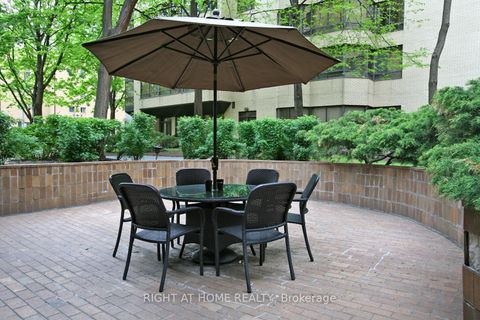 Photo 38 at 604 - 195 St Patrick Street, Chinatown, Toronto