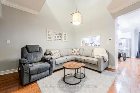 Photo 12 at 81 D'amato Crescent, Maple, Vaughan Photo 12 at 81 D'amato Crescent, Maple, Vaughan