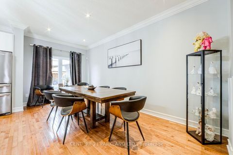 Photo 14 at 81 D'amato Crescent, Maple, Vaughan Photo 14 at 81 D'amato Crescent, Maple, Vaughan