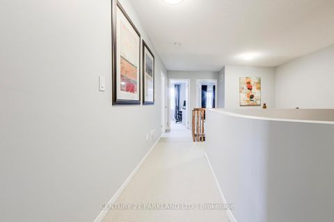 Photo 26 at 81 D'amato Crescent, Maple, Vaughan