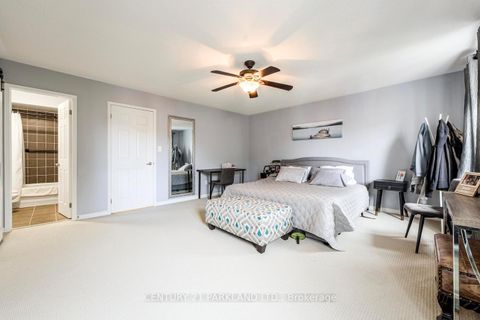 Photo 28 at 81 D'amato Crescent, Maple, Vaughan