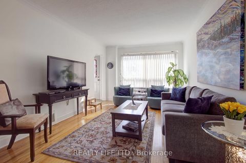 Photo 5 at 258 Gamma Street, Alderwood, Toronto