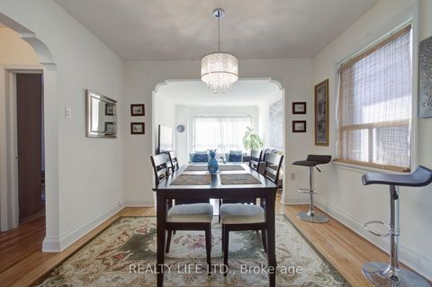 Photo 10 at 258 Gamma Street, Alderwood, Toronto