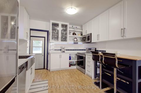 Photo 13 at 258 Gamma Street, Alderwood, Toronto